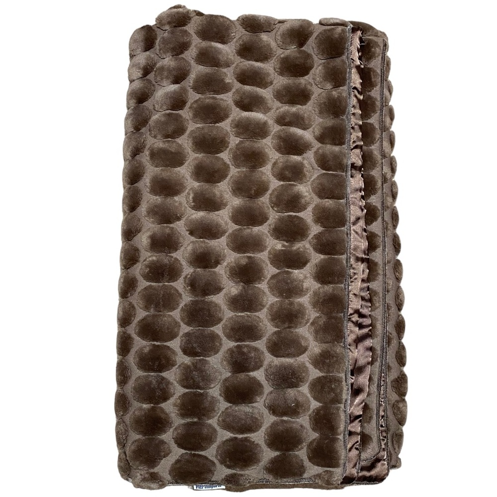 Pier 1 Bubble Faux Fur Brown Blanket Textured Soft Marshmallow Decorative‎ Throw